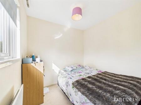 4 bedroom Terraced House for sale in Kenilworth Road, Basingstoke