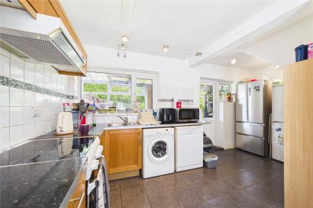 3 bedroom Semi-detached house for sale in Kipling Walk, Basingstoke