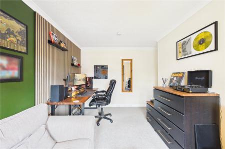 3 bedroom Terraced House for sale in Pershore Road, Basingstoke