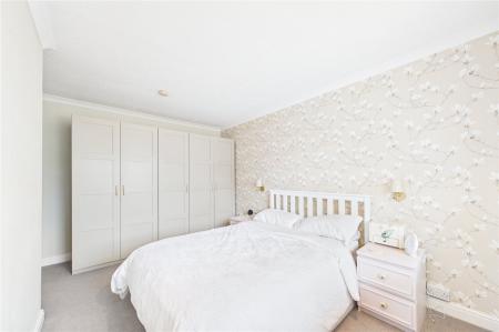 3 bedroom Terraced House for sale in Pershore Road, Basingstoke