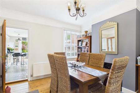4 bedroom Terraced House for sale in Worting Road, Basingstoke