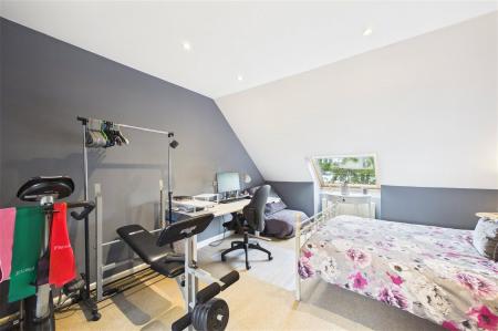 4 bedroom Terraced House for sale in Worting Road, Basingstoke