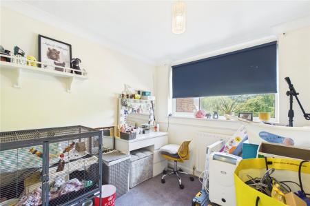 3 bedroom Terraced House for sale in Blackwater Close, Basingstoke
