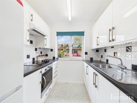 1 bedroom Terraced bungalow for sale in Kendal Gardens, Basingstoke
