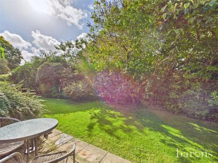 1 bedroom Terraced bungalow for sale in Kendal Gardens, Basingstoke