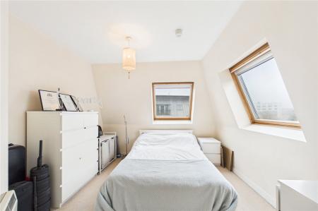 1 bedroom Flat to let in Winterthur Way, Basingstoke
