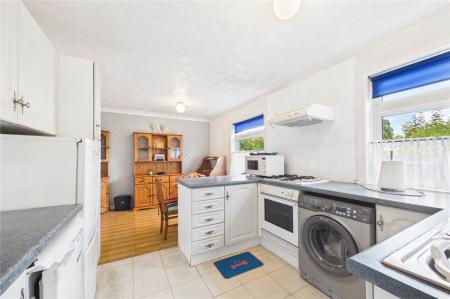 3 bedroom End of terrace house for sale in Dover Close, Basingstoke