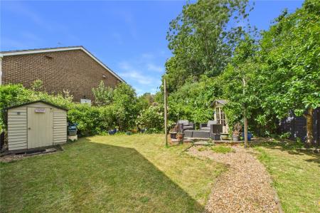 2 bedroom Maisonette for sale in Bliss Close, Basingstoke