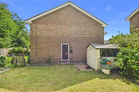 2 bedroom Maisonette for sale in Bliss Close, Basingstoke