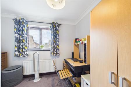 3 bedroom Link detached house for sale in Waterloo Avenue, Basingstoke