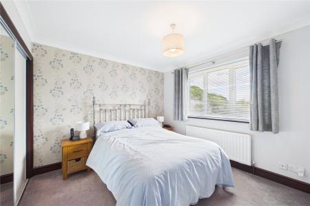 3 bedroom Link detached house for sale in Waterloo Avenue, Basingstoke