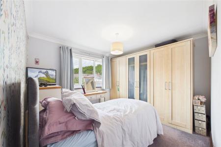 3 bedroom Link detached house for sale in Waterloo Avenue, Basingstoke