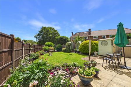 3 bedroom Link detached house for sale in Waterloo Avenue, Basingstoke