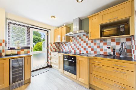 3 bedroom Link detached house for sale in Waterloo Avenue, Basingstoke