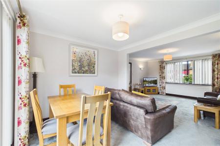 3 bedroom Link detached house for sale in Waterloo Avenue, Basingstoke