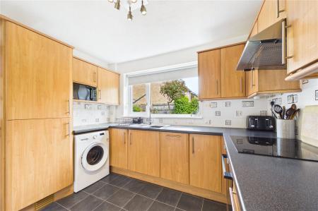 3 bedroom Detached house for sale in Columbine Road, Basingstoke
