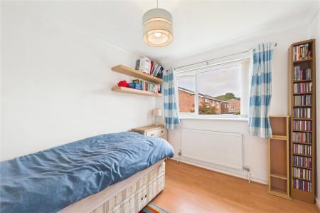 3 bedroom Detached house for sale in Columbine Road, Basingstoke