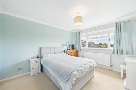 3 bedroom Detached house for sale in Columbine Road, Basingstoke