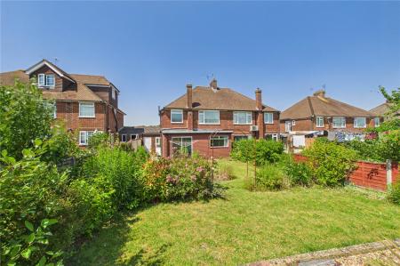 3 bedroom Semi-detached house for sale in Elmwood Way, Basingstoke