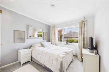 3 bedroom Detached bungalow for sale in Severn Gardens, Oakley