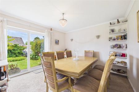3 bedroom Detached bungalow for sale in Severn Gardens, Oakley