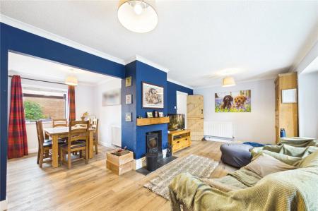 2 bedroom Detached bungalow to let in Portway, Riseley