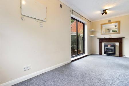 1 bedroom Ground floor flat to let in Monkswood Crescent, Tadley