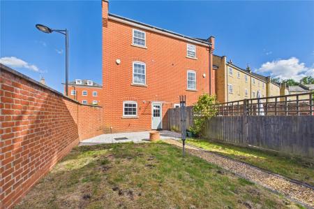 3 bedroom Semi-detached house for sale in Rockbourne Road, Sherfield-on-Loddon