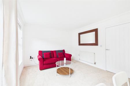 2 bedroom Semi-detached house for sale in Richards Field, Chineham