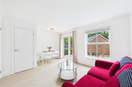 2 bedroom Semi-detached house for sale in Richards Field, Chineham