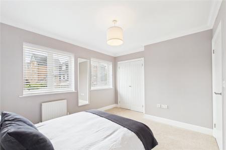2 bedroom Semi-detached house for sale in Richards Field, Chineham