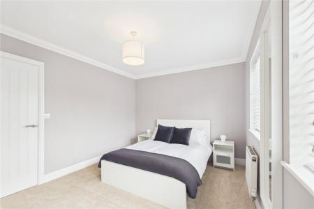 2 bedroom Semi-detached house for sale in Richards Field, Chineham