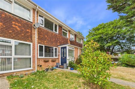 3 bedroom Terraced House for sale in Stratton Road, Basingstoke