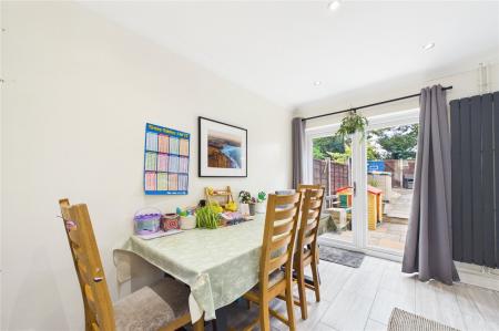 3 bedroom Terraced House for sale in Stratton Road, Basingstoke