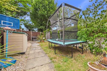 3 bedroom Terraced House for sale in Stratton Road, Basingstoke