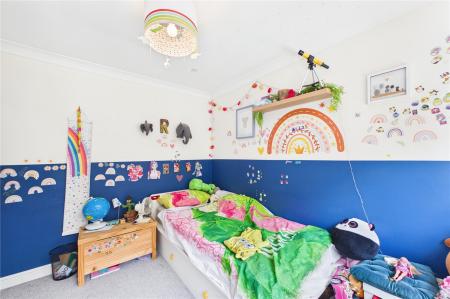3 bedroom Terraced House for sale in Stratton Road, Basingstoke