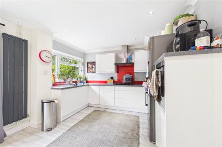 3 bedroom Terraced House for sale in Stratton Road, Basingstoke