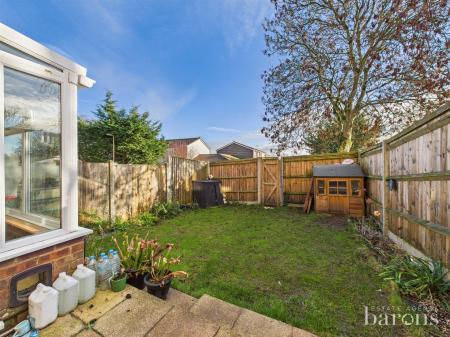 4 bedroom Terraced House for sale in Lehar Close, Basingstoke