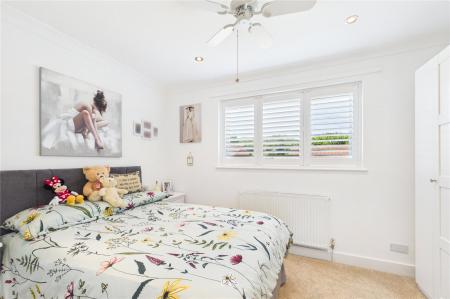 2 bedroom Semi-detached house for sale in Ellington Drive, Basingstoke