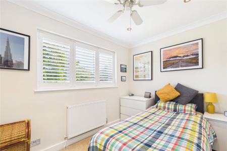 2 bedroom Semi-detached house for sale in Ellington Drive, Basingstoke