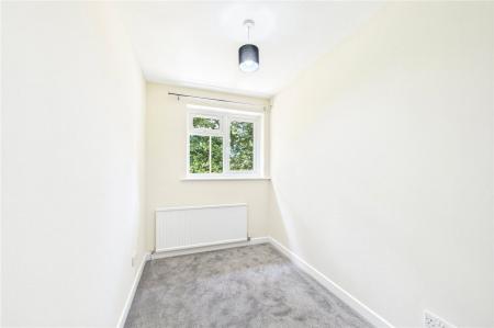 3 bedroom Terraced House to let in Wildwood Drive, Baughurst