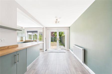 3 bedroom Terraced House to let in Wildwood Drive, Baughurst
