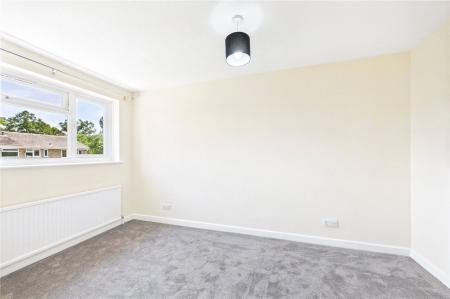 3 bedroom Terraced House to let in Wildwood Drive, Baughurst