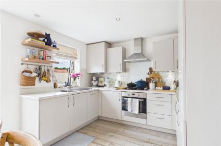 3 bedroom Semi-detached house for sale in Benfield Drive, Basingstoke
