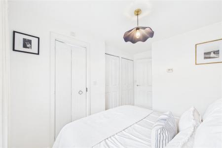 3 bedroom Semi-detached house for sale in Benfield Drive, Basingstoke