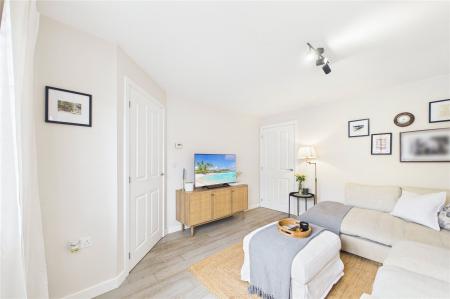 3 bedroom Semi-detached house for sale in Benfield Drive, Basingstoke