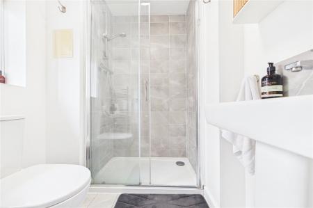 3 bedroom Semi-detached house for sale in Benfield Drive, Basingstoke