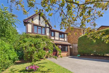 4 bedroom Detached house for sale in Primrose Gardens, Hatch Warren