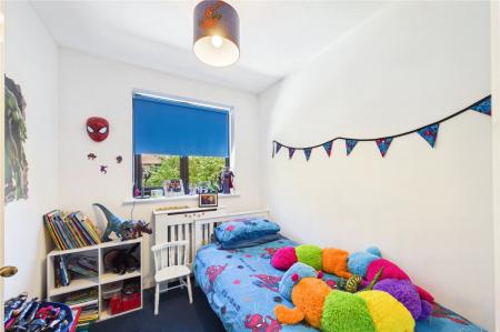 4 bedroom Detached house for sale in Primrose Gardens, Hatch Warren