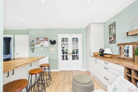 4 bedroom Detached house for sale in Primrose Gardens, Hatch Warren